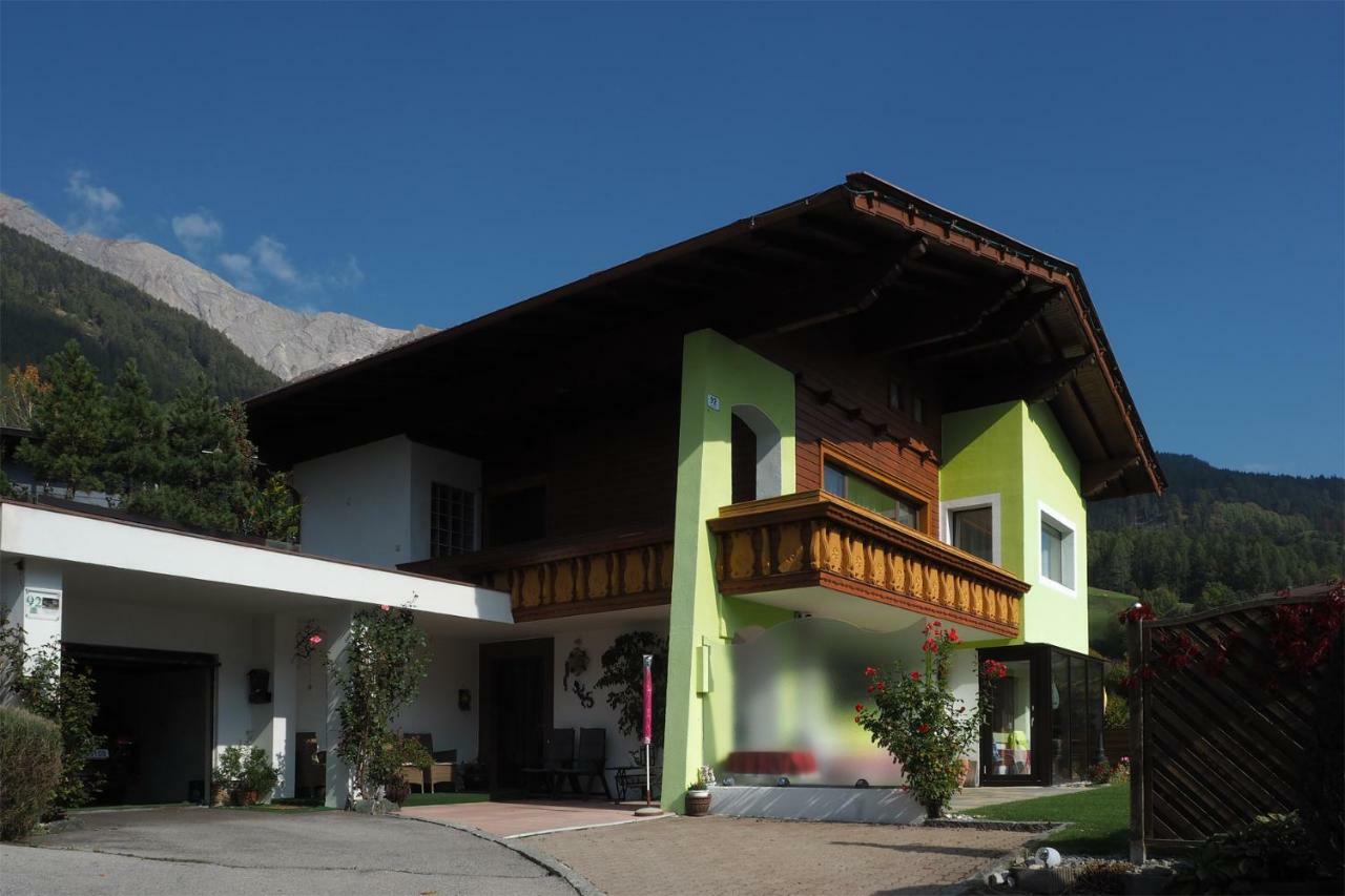 Gaestehaus Kratzer Virgen Esterno foto